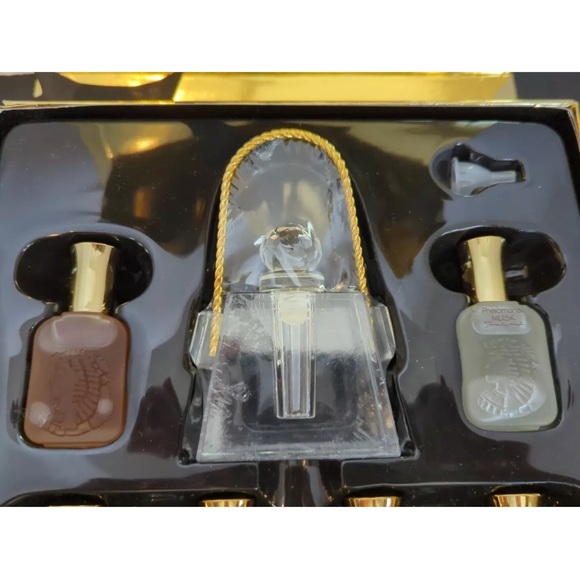Marilyn Miglin Perfume Gift with Crystal Refillable Bottle 6 Scents BNIB - Picture 2 of 6